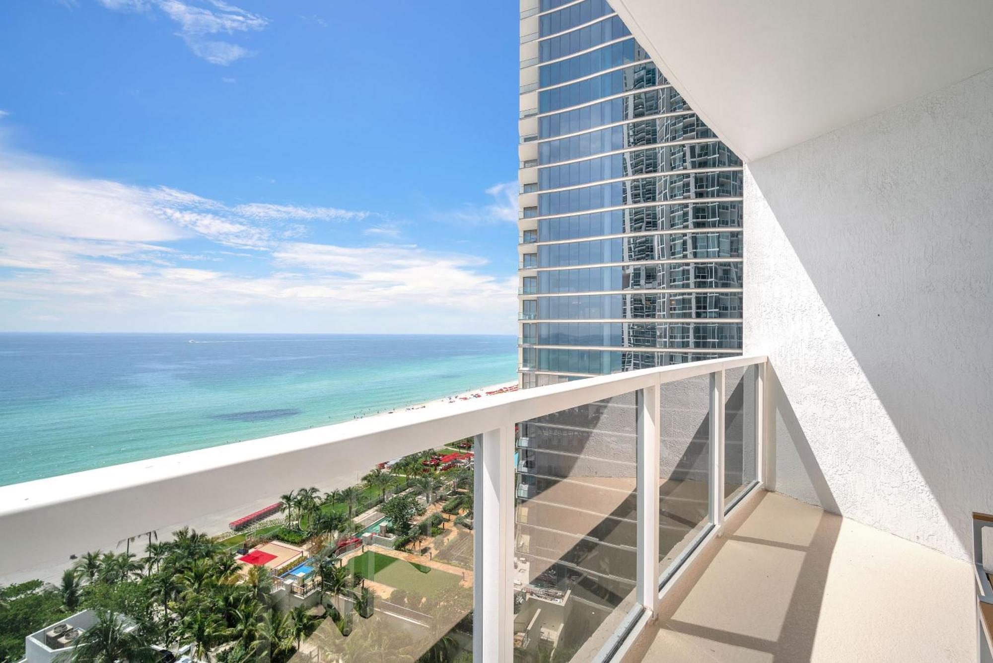 Trump Intl 2 Bedroom Apartment 1600 Sqf Ocean Front Miami Beach Ngoại thất bức ảnh